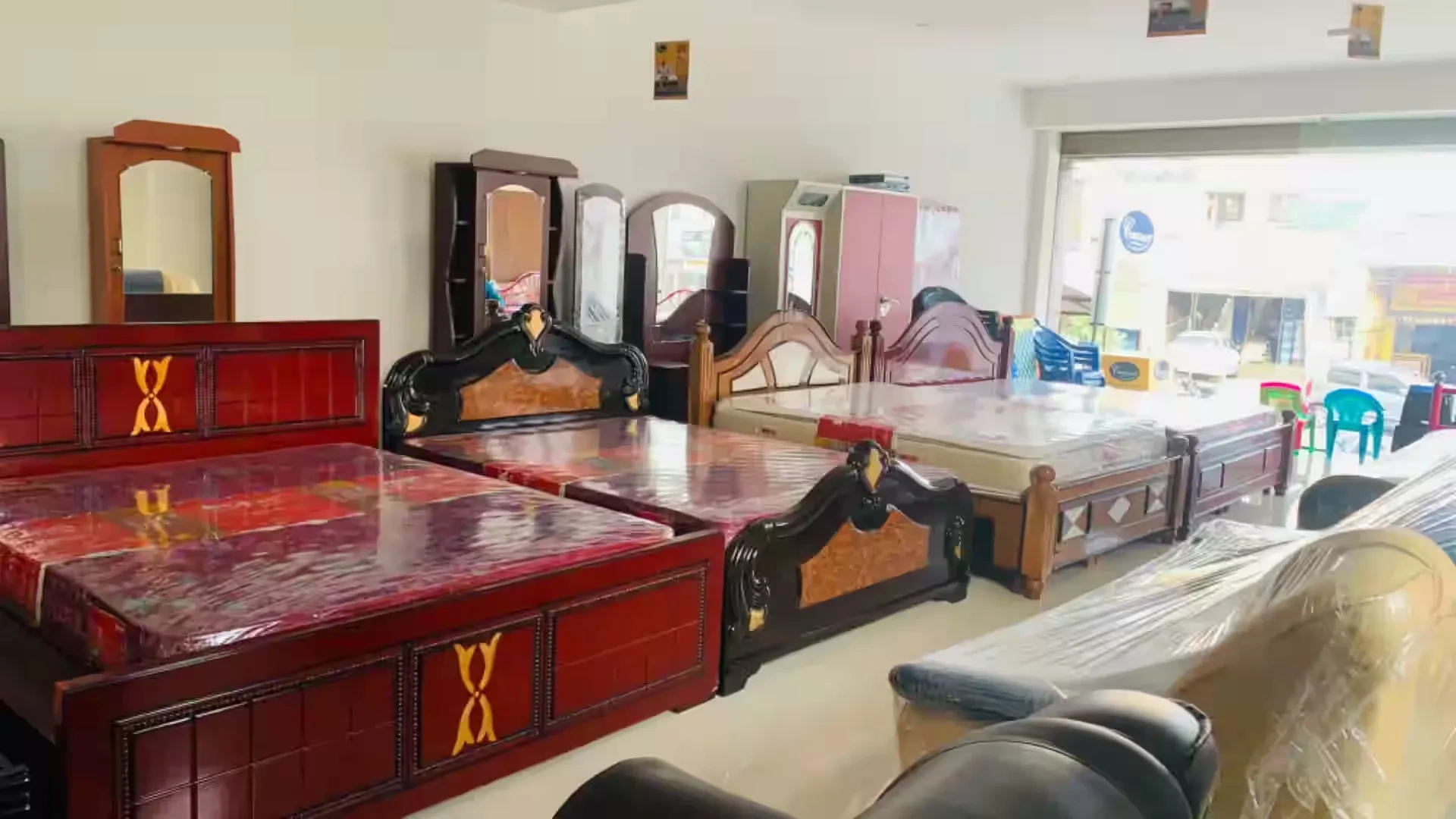 Image of: Sri Kavitha Furniture Sivanthipuram Tamil Nadu