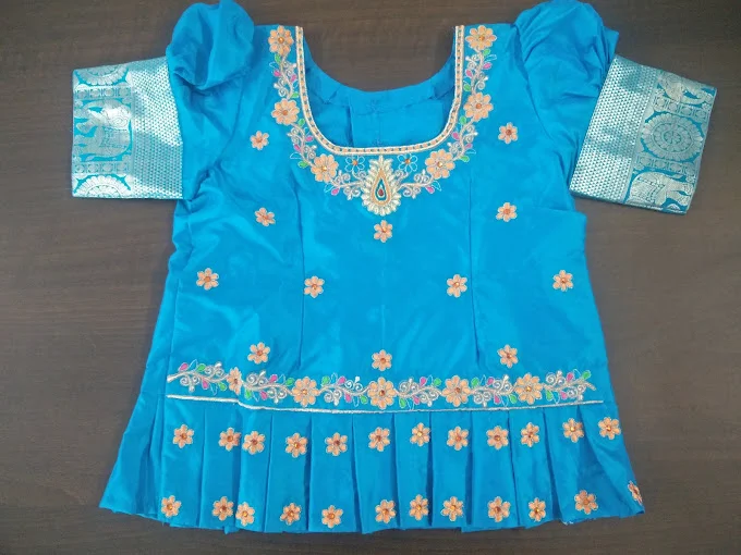Image of: Violet The Dressmakers in Kk Nagar 5