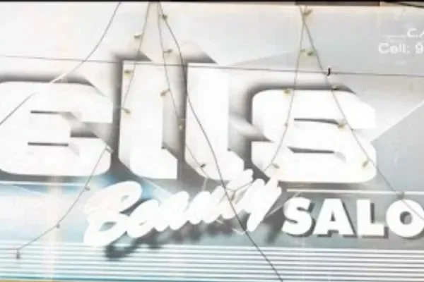 Image of: Ells Mens beauty salon