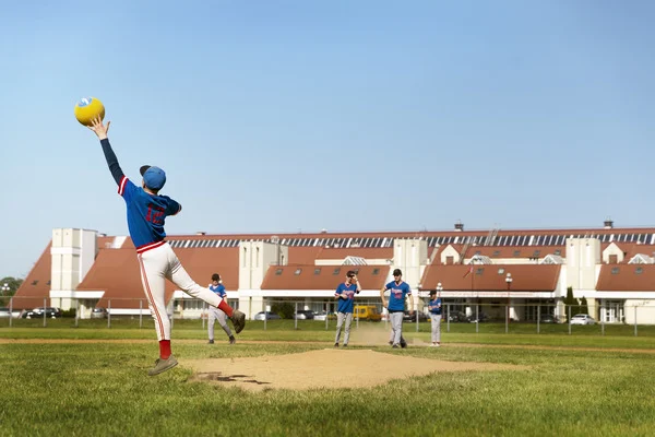 Image of: Veera Sivaji Sports Club and Library - Sports Club for Football and Library