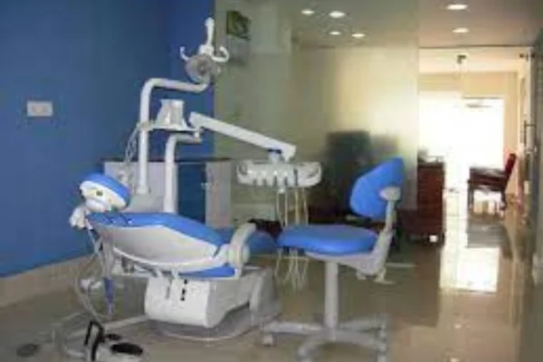 Image of: E Subash Dental Clinic in Panagudi Tirunelveli