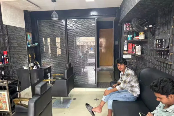 Image of: Choice Men's Parlour: Grooming and Styling for the Modern Man