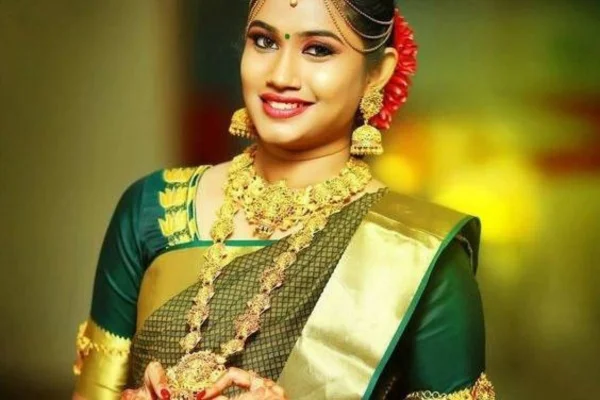 Image of: Ladies Beauty Parlour – Quality Beauty Services for Women