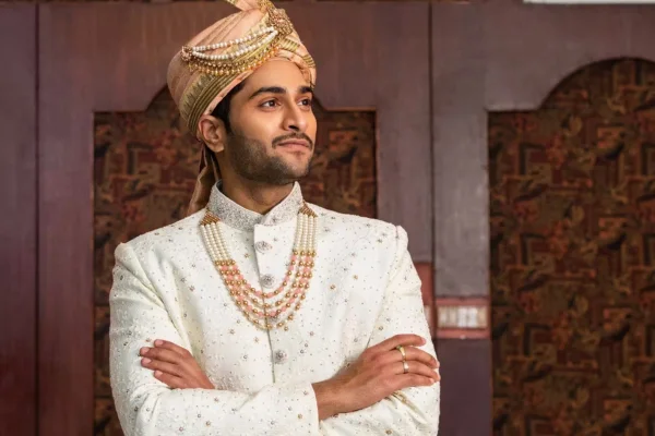 Image of: Bonbay Hairstyle Beauty Parlour Services and Offers