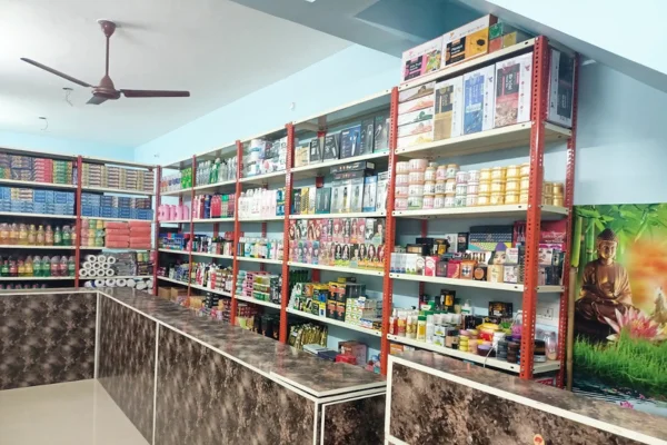 Image of: Veera Saloon Cosmetics Expert Hair Beauty Services