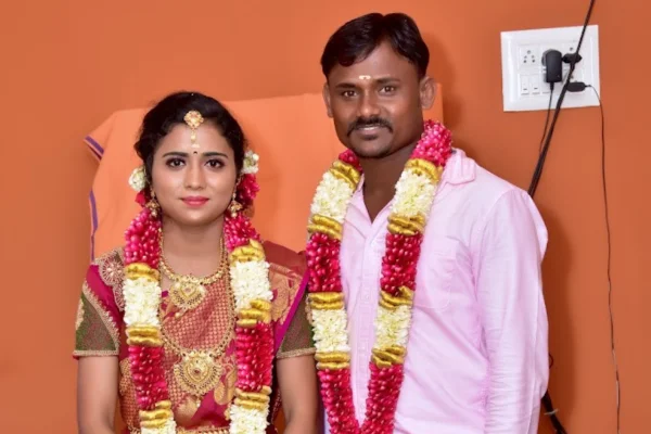 Image of: Kavya Ladies Beauty Parlour Best Women's Beauty Services