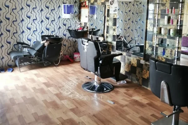 Image of: Dark Show Men's Beauty Saloon and Spa  Grooming  And Wellness