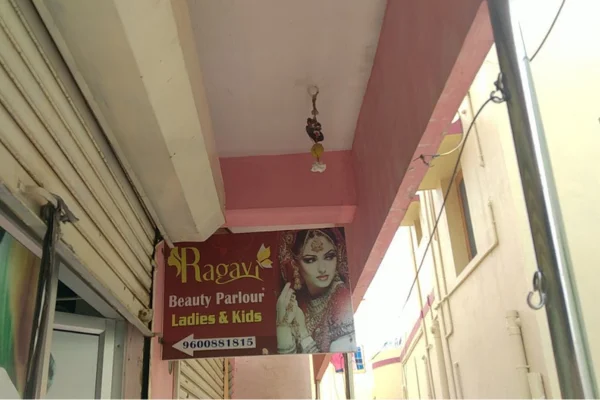 Image of: Ragavi Beauty Parlour Top Beauty Hair Styling Services