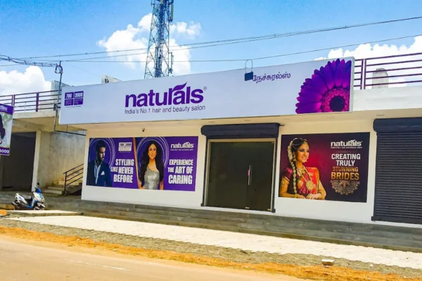 Image of: Naturals Salon Best Beauty  Grooming Services for Men  Women