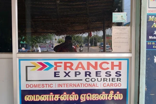 Image of: Franch Express Courier Fast Reliable Delivery Service