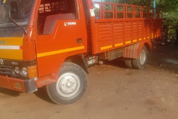 Image of: Three Rose Transport Reliable Lorry Freight Services