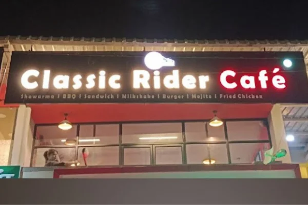 Image of: Classic Rider Cafe Best Shawarma Sandwich And Milkshake in Ambasamudram