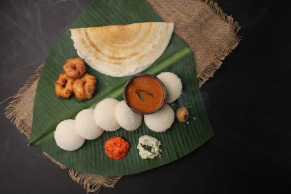 Image of: Arthi Hotel Veg Restaurant in Valliyur - Delicious Veg Meals