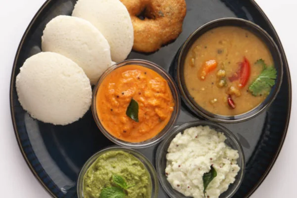 Image of: 4 Idly 1 Vadai Restaurant Ponnarkulam Breakfast Meals
