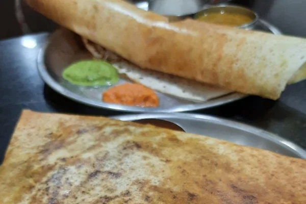 Image of: SR Family Restaurant Vadakkankulam Best Veg Non-Veg Food