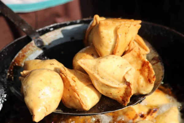 Image of: A1 Samosa Crispy and Tasty Samosas in Eruvadi