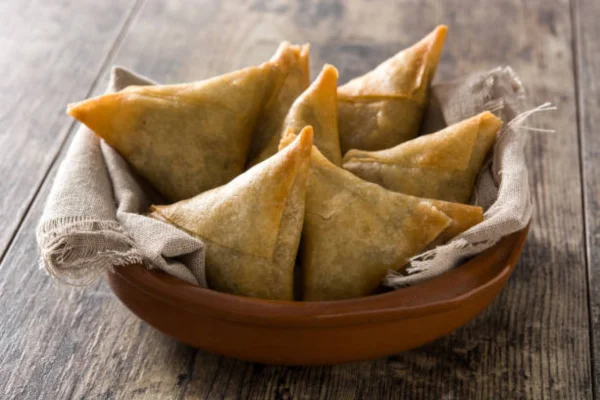 Image of: Bhairavi Samsa Shop Best Samosas in Ambasamudram