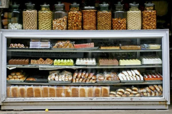 Image of: AK Bakery Valliyur Fresh Baked Cakes and Snacks