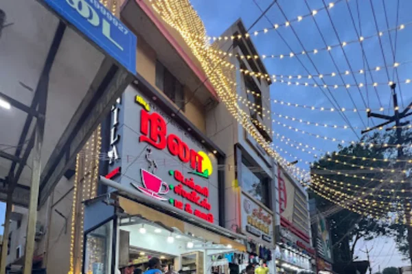 Image of: New Nila Bakery and Sweets Fresh Cakes and Traditional Sweets