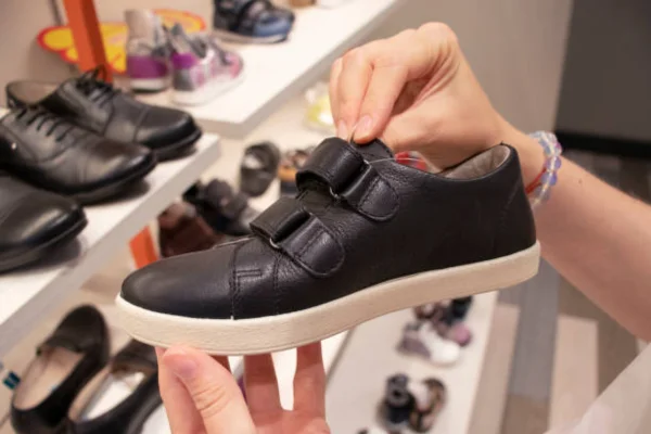 Image of: Three Star Shoe Mart Best Footwear Store in Meenakshipuram