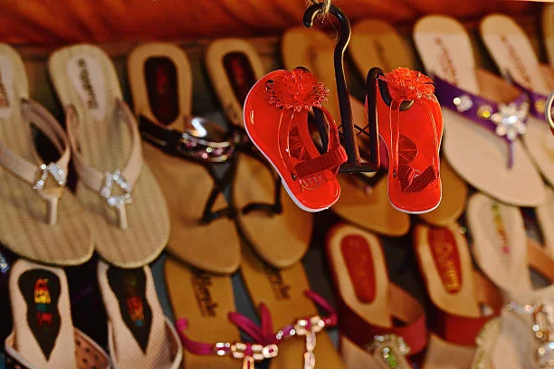 Image of: Salam Shoe Mart Best Footwear Store in Cheranmahadevi