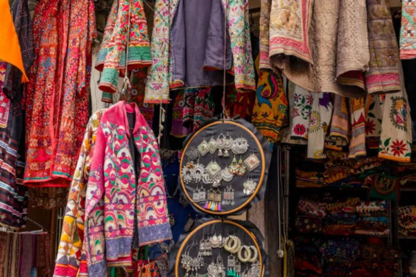 Image of: Andavar Textiles Readymades Kallidaikurchi Store