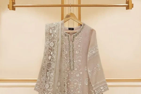 Image of: U N Us Boutique Tirunelveli Tamil Nadu