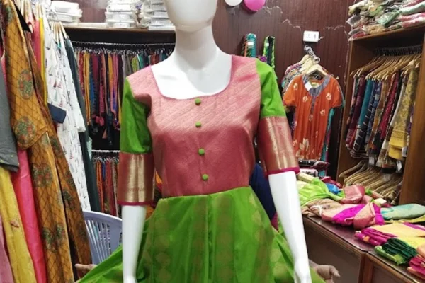 Image of: SRB Boutique in Palayamkottai Tirunelveli