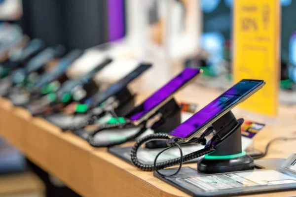 Image of: SKB Mobile and Chappals in Melapalayam Tirunelveli