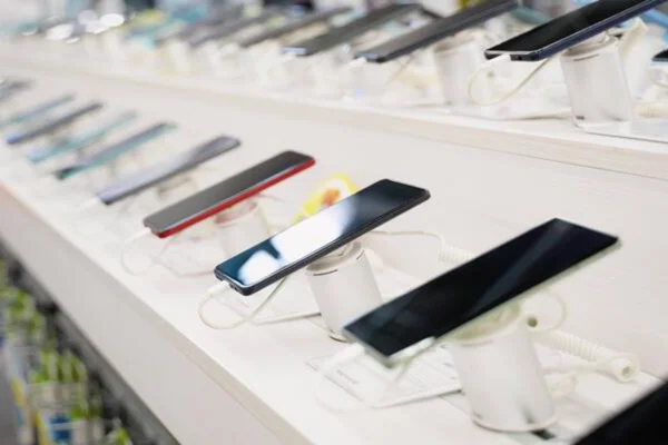 Image of: PG Mobile Stores in Tirunelveli