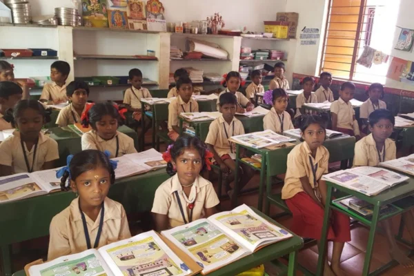 Image of: GOV MIDDLE SCHOOL DEVICODE ,629178