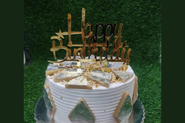 Image of: Clara Cakes Shop in Dohnavur