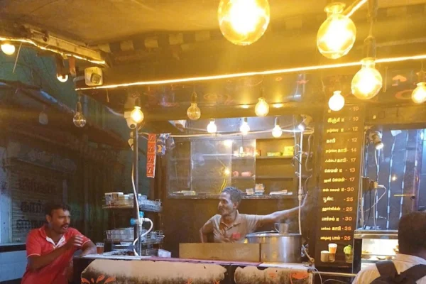 Image of: A Class Cafeteria Delicious Snacks and Beverages Tirunelveli