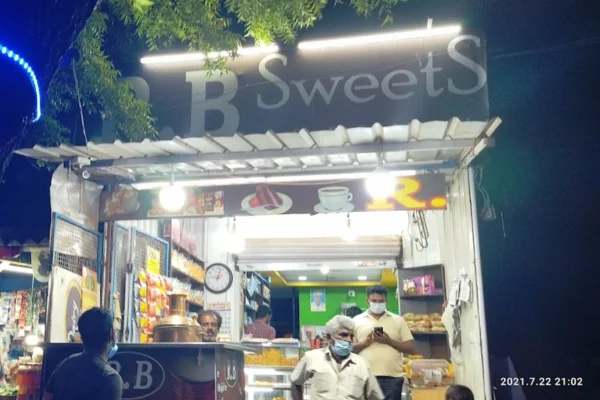Image of: RB Sweets and Bakery Pavoorchatram Fresh Cakes and Snacks