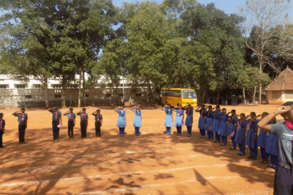 Image of: Government Middle School Kirathoor