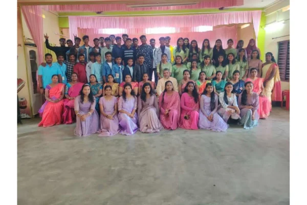 Image of: St Josephs Higher Secondary School Vizhunthayambalam