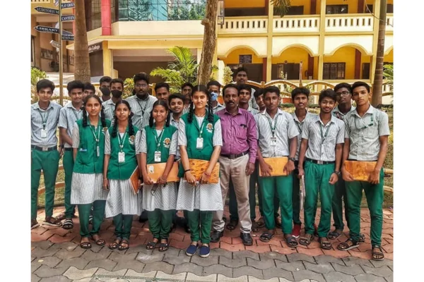 Image of: St Marys Higher Secondary School Melpalai