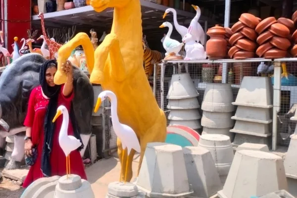 Image of: Nijam Art and Craft Marthandam Cemetery Statue Art Works