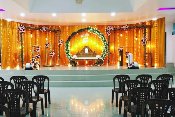 Image of: Ezhil Thirumana Mandapam in Villukuri