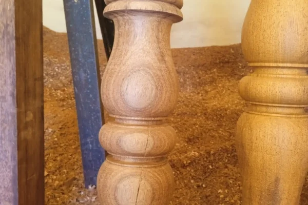 Image of: Kadasal Wood Carving Woodworker Ganapathipuram Tamil Nadu