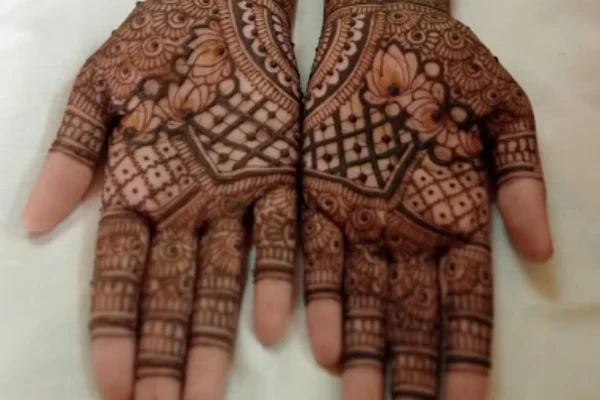 Image of: Nagercoil Mehandi Artist Bavirano Bridal and Traditional Designs