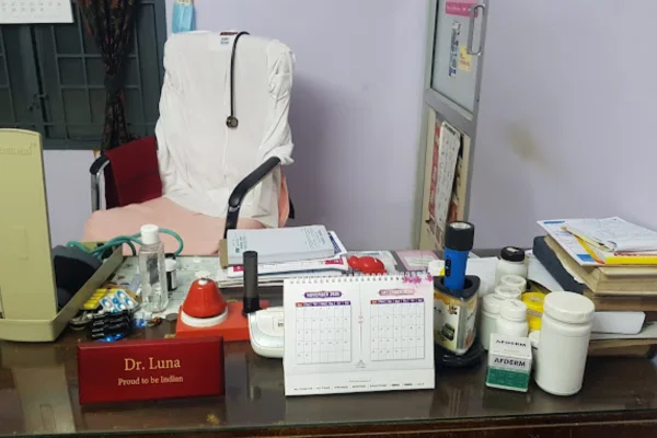 Image of: Dr Luna Medical Clinic in Pooviyoor