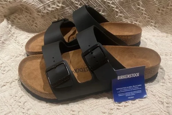 Image of: Hilda Footwear Thenthamaraikulam Stylish Shoes and Sandals