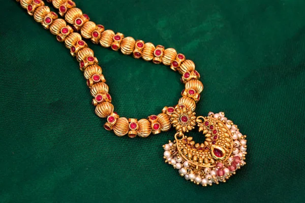 Image of: Monickam Temple Jewellery - Authentic Temple Jewelry