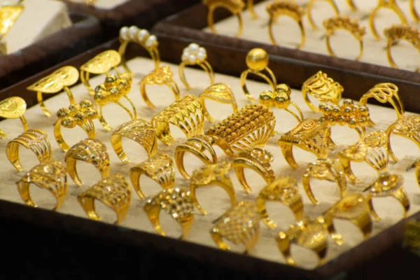 Image of: Santhosh Jewellery And Works in Methukummal