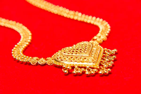 Image of: MALA Jewellers - Exquisite Gold and Silver Jewelry