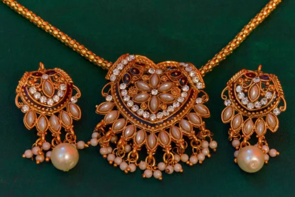 Image of: A P Jewellers Gold And Silver Jewellery in Thuckalay