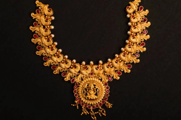 Image of: Luxe Jewellers Gold And Silver Jewelry in Pacode