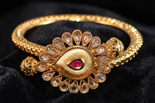 Image of: Jewellery Works Gold and Silver Creations in Vencode