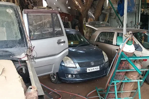 Image of: Pavithra Auto Carriage Electronic Repair in Ozhuginasery